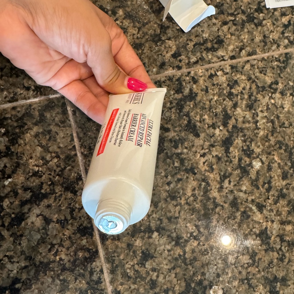 Kiehl's Ultra Facial Advanced Repair Barrier Cream
